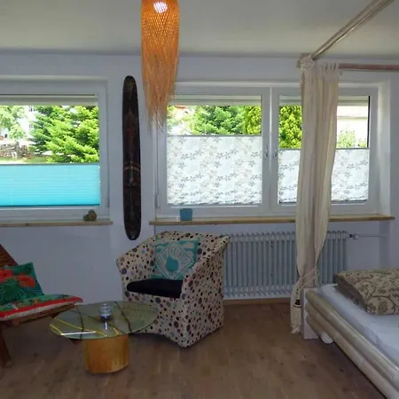 Haus Der 5 Kontinente Appartement Böbrach